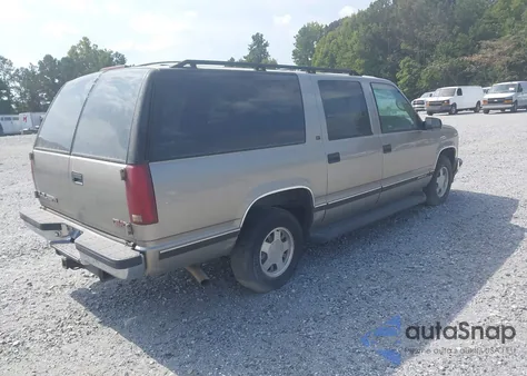1999 GMC Suburban 1500 Sl z USA, uszkodzony, nr VIN 3GKEC16R4XG545833